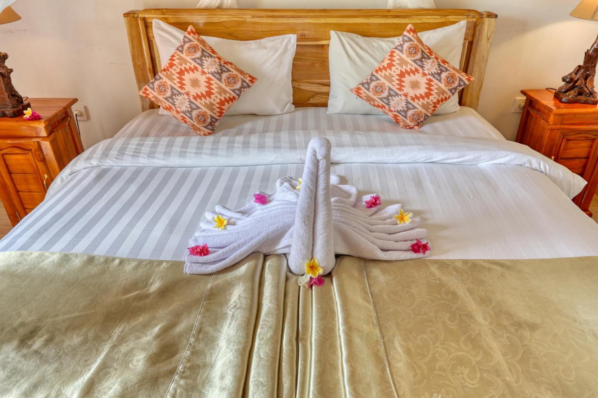 Bagia Bungalows Batumadeg Oda fotoğraf